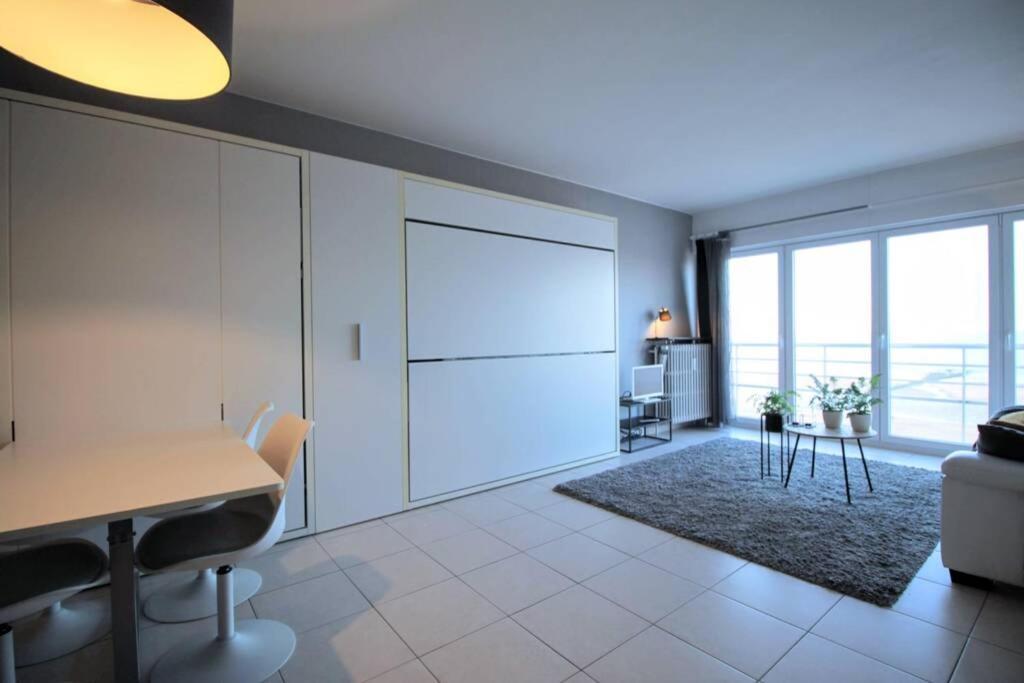 Knappe Studio Met Subliem Zeezicht! Ostend Exterior photo